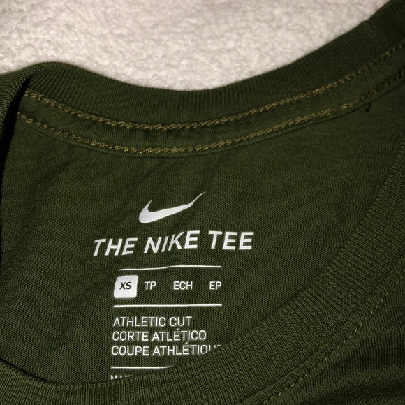 T-shirt - Picture 2 of 3